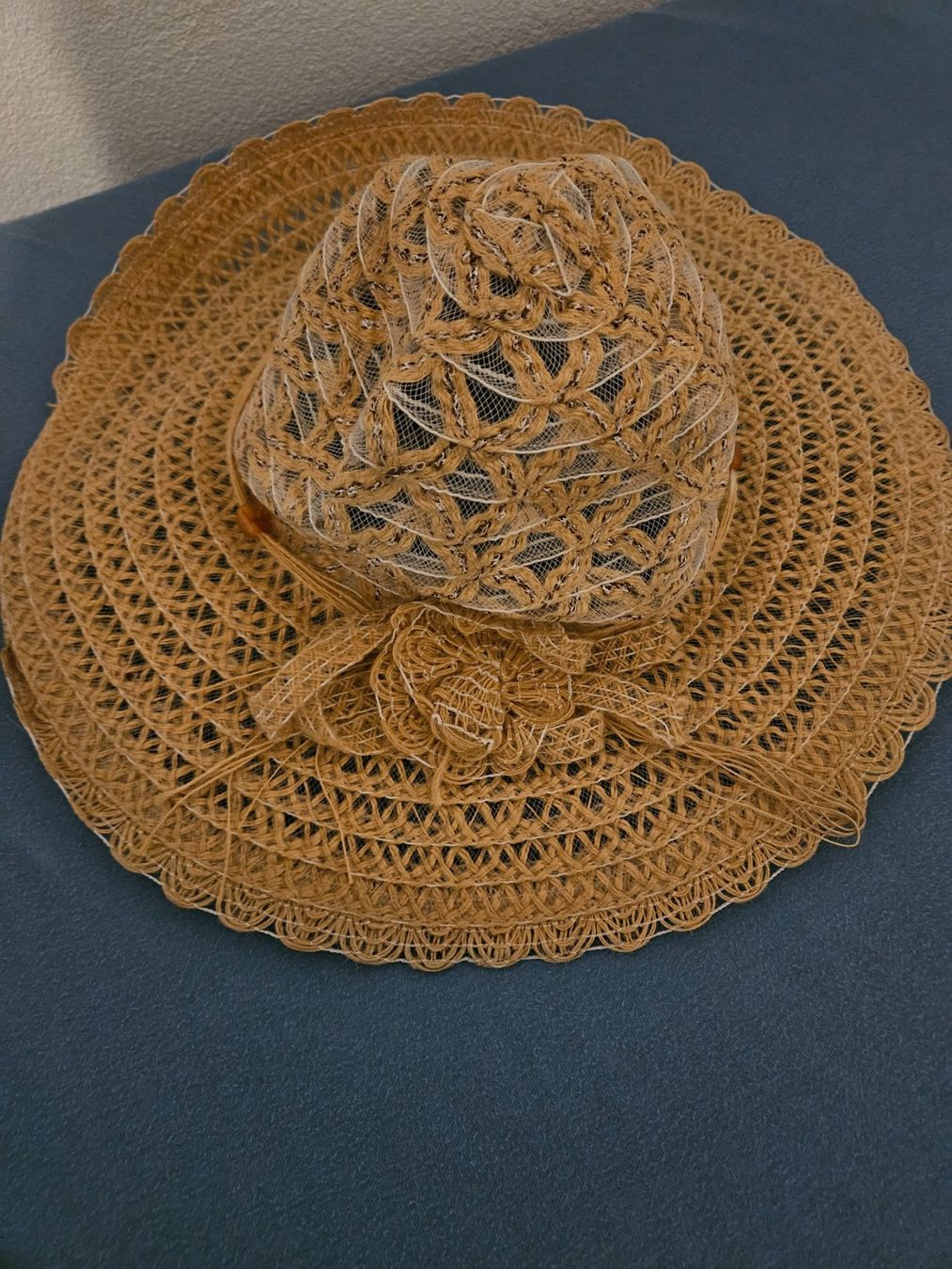 Chapeaux, bonnets & casquettes: Sommerhut – Neuf (Voir description) à Sennhof (Winterthur) par HG2019