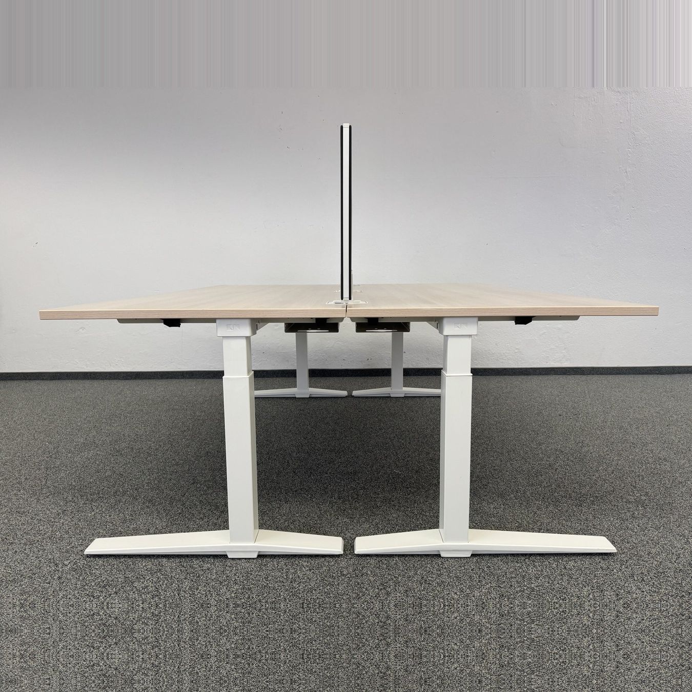 Scrivanie: König + Neurath TALO.S Bench-Schreibtisch – Usato da Schönenwerd venduto da mcofficeshop 2