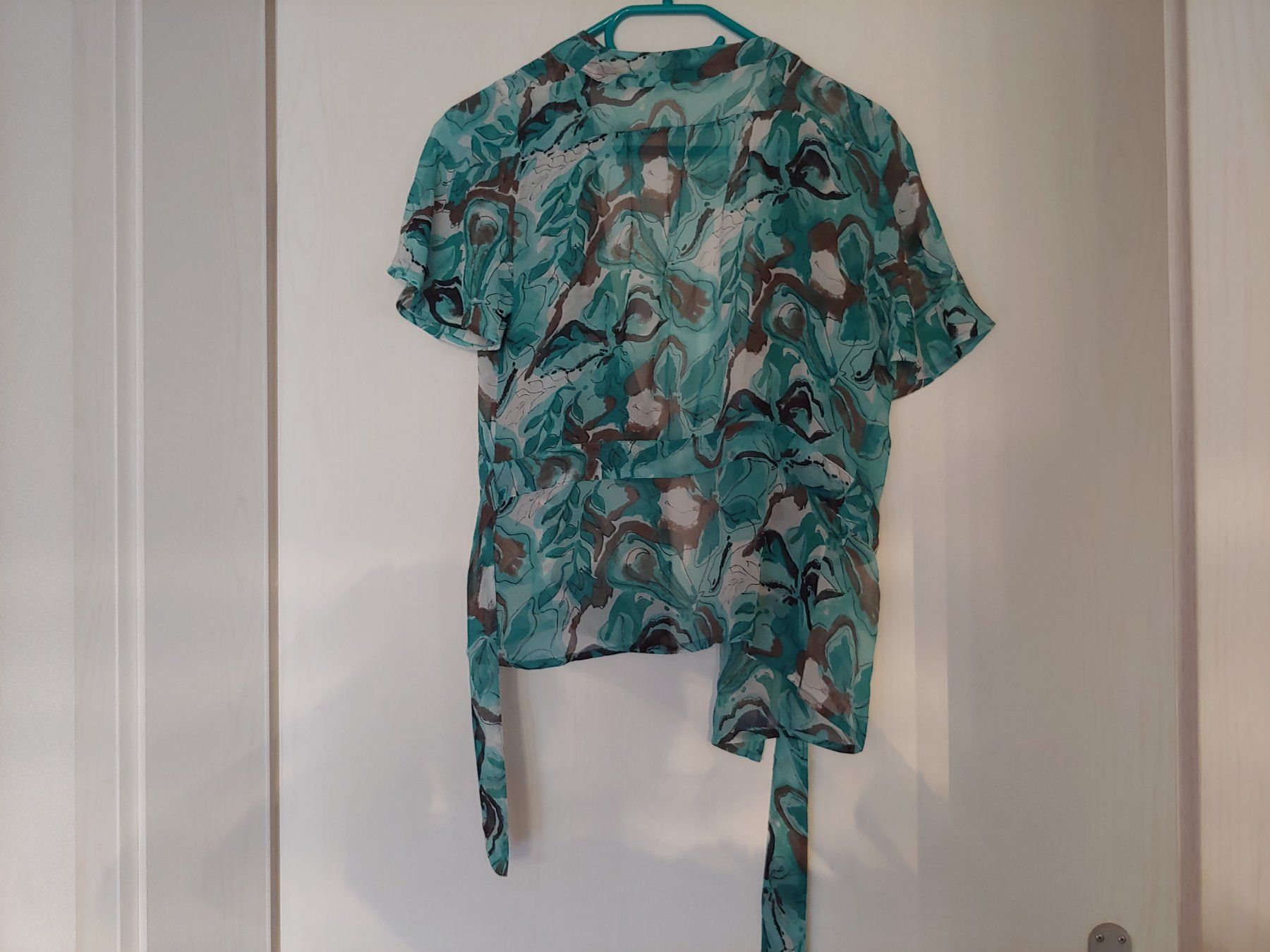 H&M Blusen: Seidenbluse, Wickelbluse von H&M, Blautöne, Gr.36/38 – Gebraucht aus Suhr von andreas_2008 4