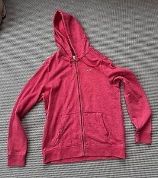 Pulls & Sweat-shirts: Différents pulls – D'occasion à La Croix (Lutry) par patricia150392 6