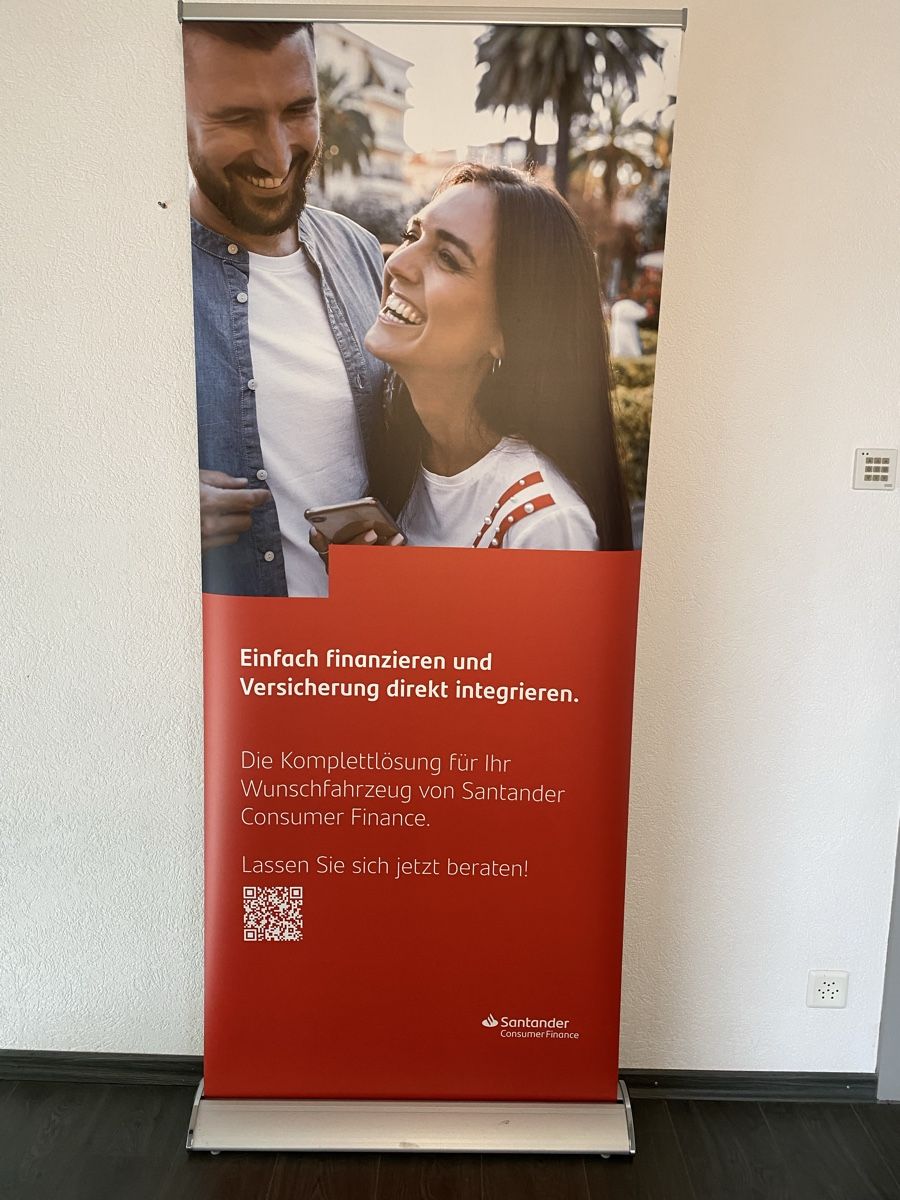 Allestimento di negozi e stand fieristici: Roll Up Banner von Santander  – Usato da Hägglingen venduto da Karin0802