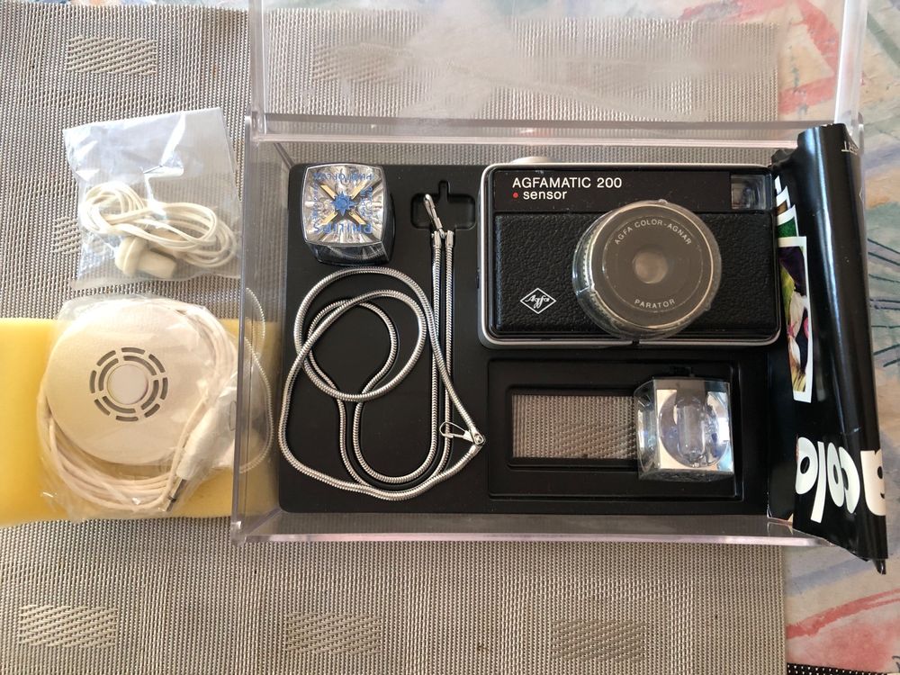 Fichier:Agfamatic 200 sensor plus hardcase 2.jpg - Wikilivres