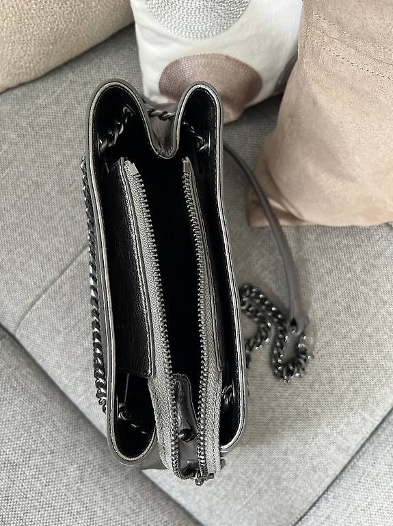Borse da donna: Sac à main GUESS argenté – Usato da Echallens venduto da fayetrahel 3