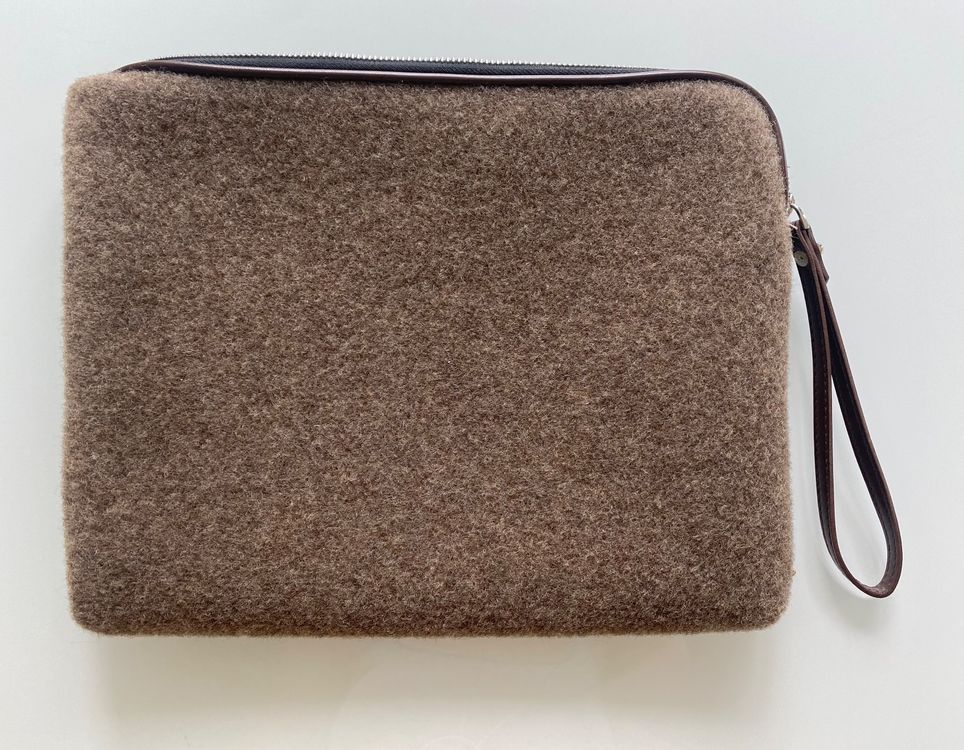 Zara LaptopHülle Kaufen auf Ricardo