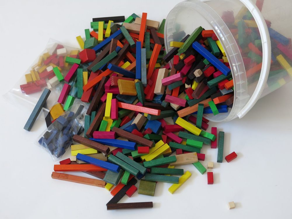 Réglettes de Plastique/ 74 pièces, à l'échelle du monde