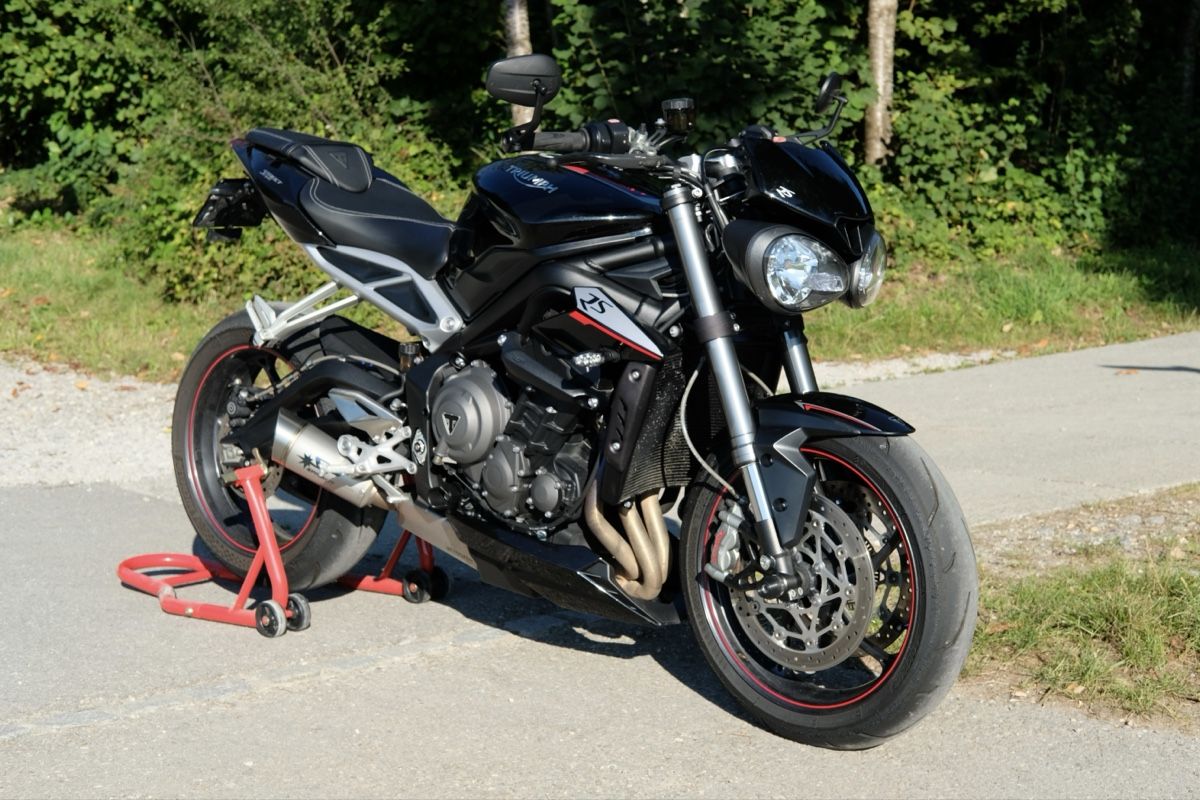 Triumph Strada: Triumph Street Triple 765 RS – Usato da Corminboeuf venduto da Dsnilton26