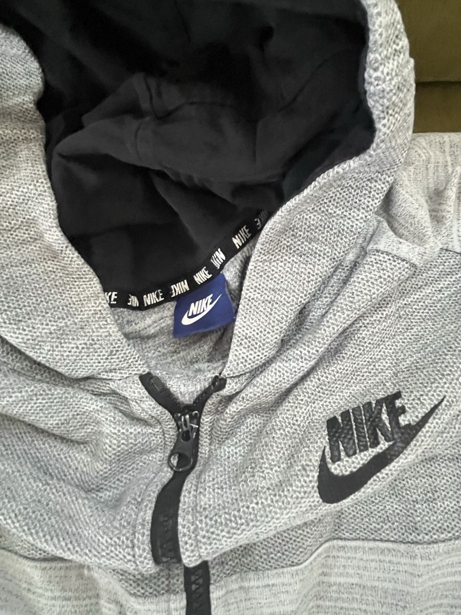 Nike Jacken: NIKE TRAINERJACKE GRÖSSE L – Gebraucht aus Bern von Tres_Calas43860 2