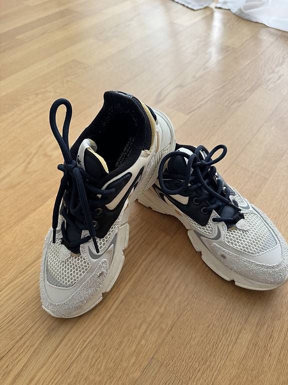 Scarpe da uomo: Lacoste Sneaker L003 Gr.41 – Usato da Derendingen venduto da att_9kys 2