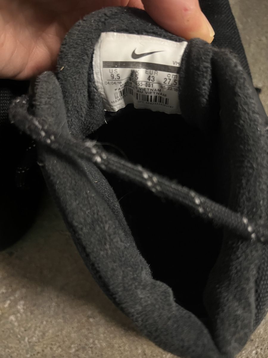 Nike Herrenschuhe: Nike Sneaker schwarz Grösse 43 – Gebraucht aus Ittigen von car_9r2m 1
