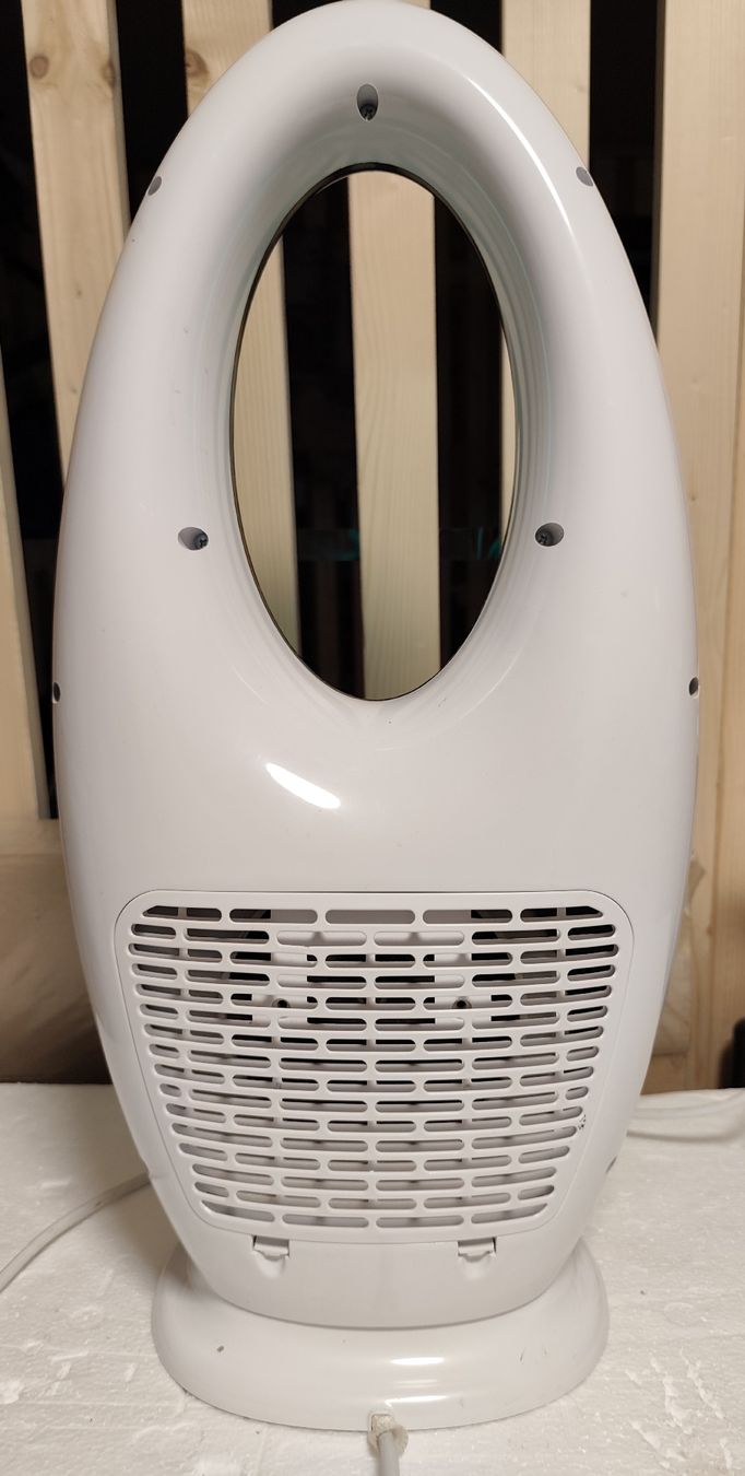 Ventilatoren: Table Fan with different colours of light – Gebraucht aus Zollikofen von okjass 1
