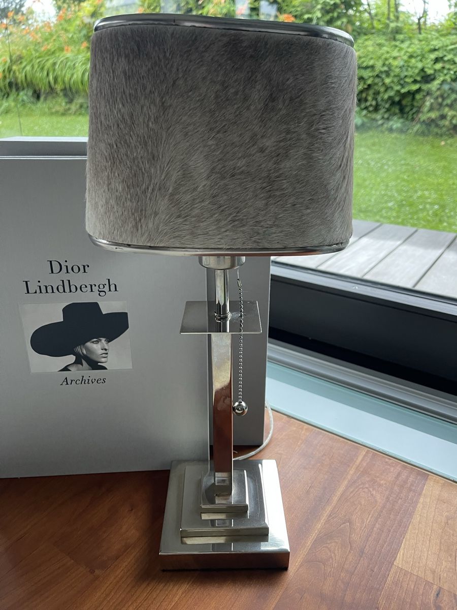 Lampade: Tischlampe mit Kuhfell-Lampenschirm – Usato da Meilen venduto da Karin2143