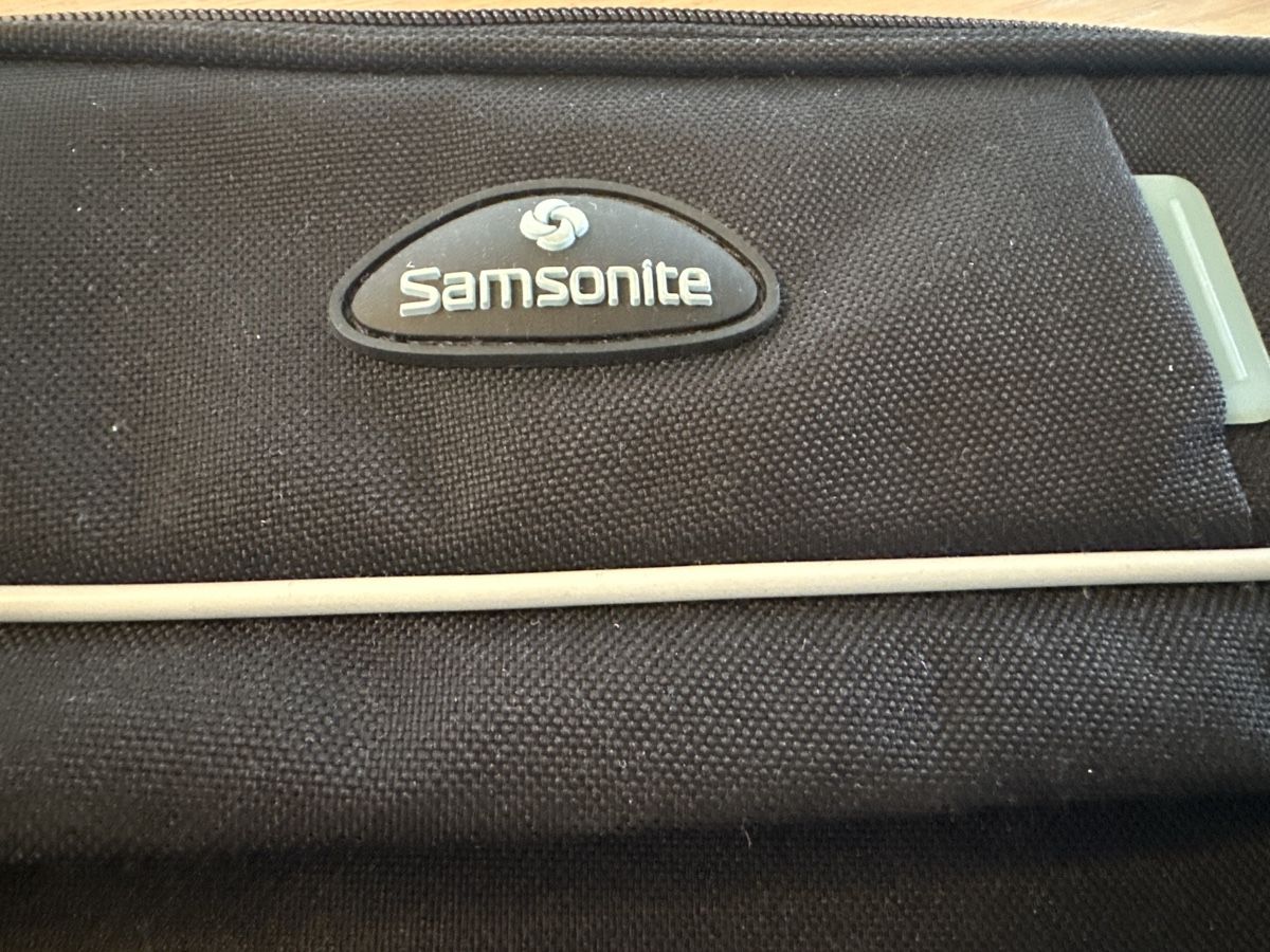 Samsonite Sacs: Samsonite Laptoptasche, Schwarz – Neuf (Voir description) à Diepoldsau par Sonne14 1