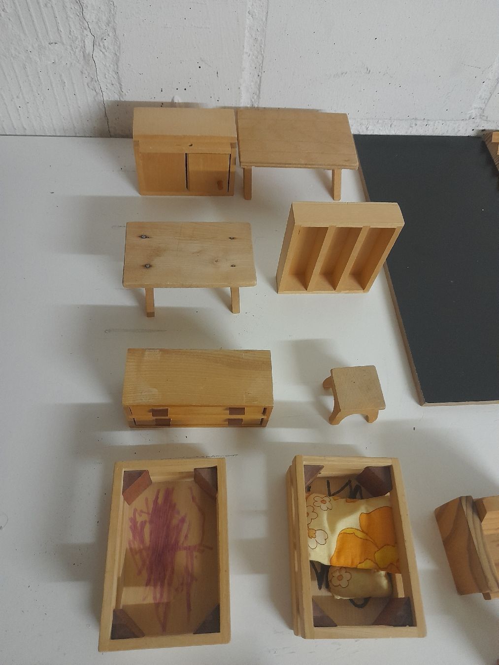 Case e mobili per bambole: puppenhaus aus holz – Usato da Glattbrugg venduto da B_B 7