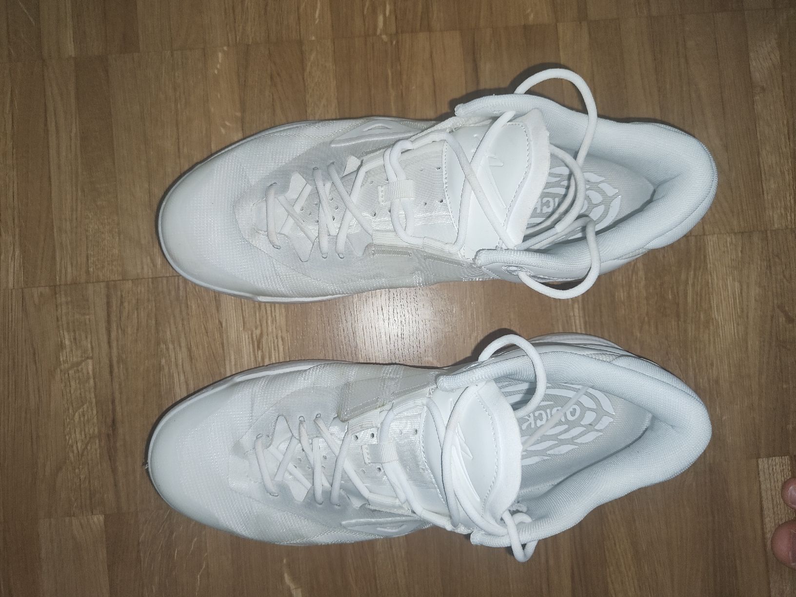Scarpe da uomo: Serious Player Only Game 1 Low Schuh mit zwei extra Sohlen – Nuovo (secondo la descrizione) da Kloten venduto da emi_d7jq