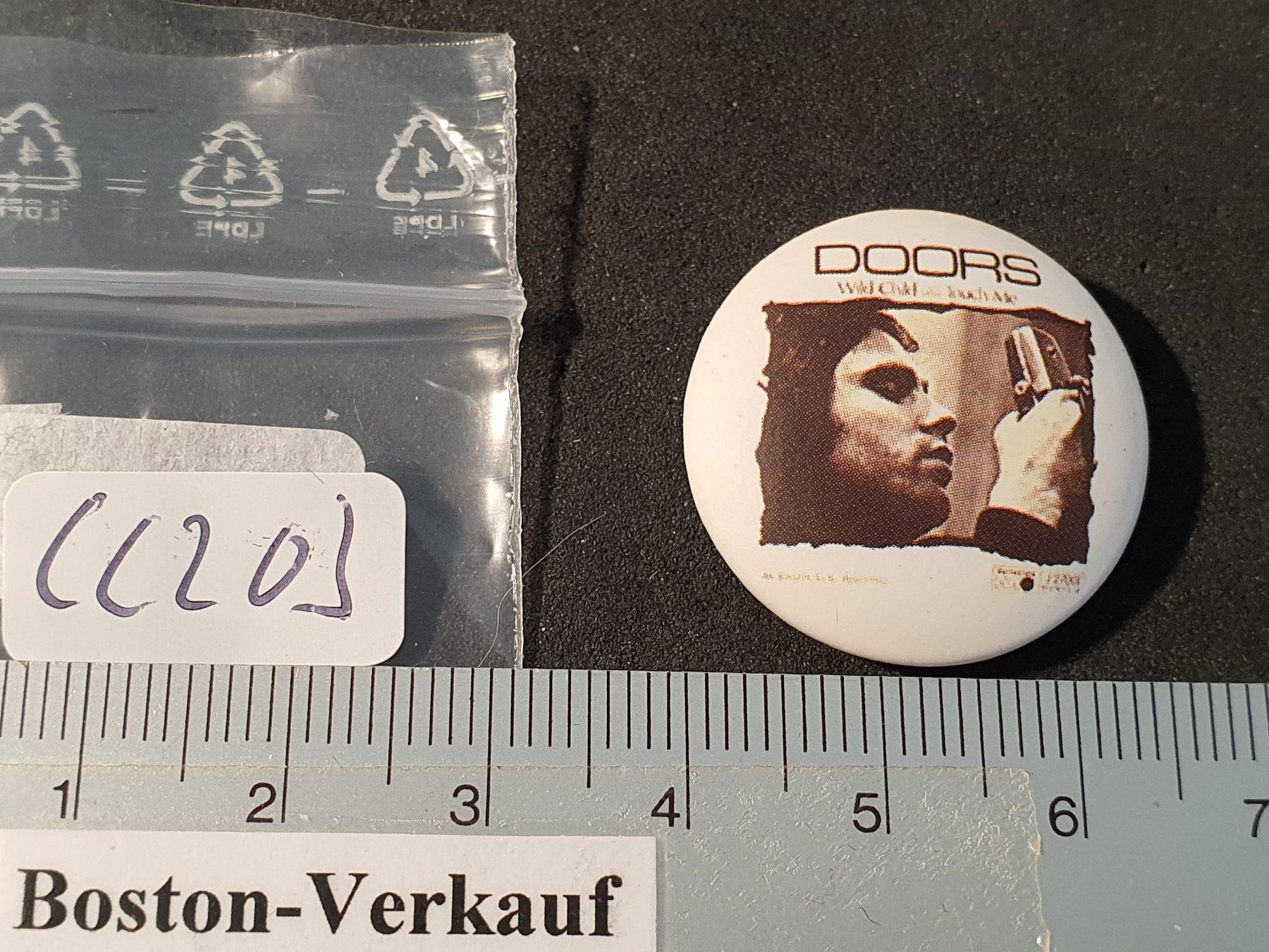 Placchette & Badge: CC203 - Pin /Button - Musik - THE DOORS – Usato da Reinach BL venduto da Boston-Verkauf