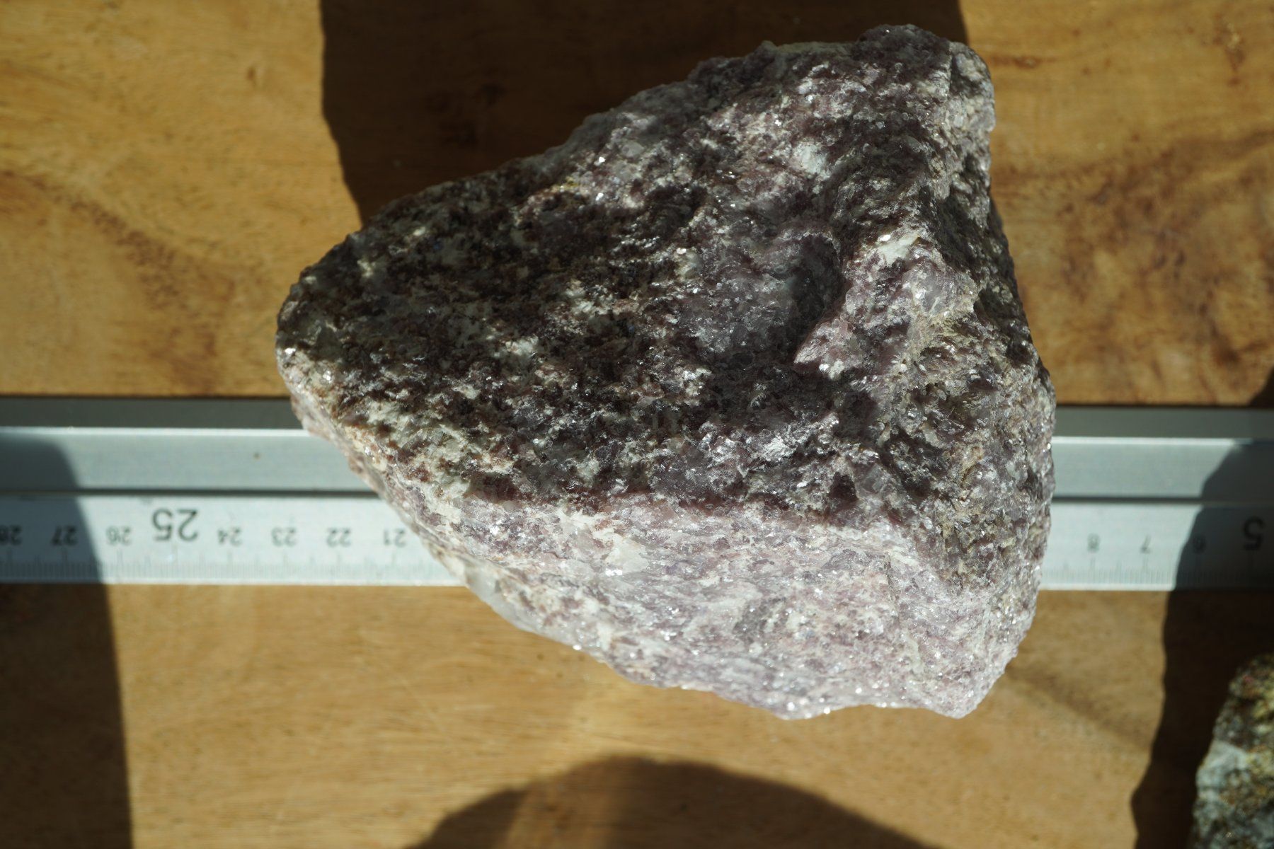 Mineralien & Heilsteine: Lepidolith      rohsteine   1.1kg – Neu und originalverpackt aus Eschenbach SG von topstone 3