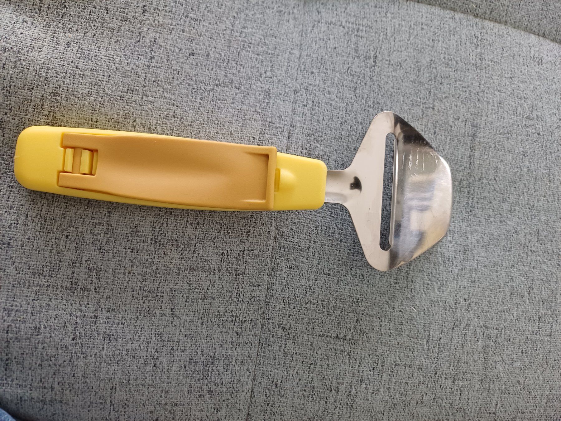 Coltelli da cucina: Käsehobel – Usato da Weinfelden venduto da LAUI2 1