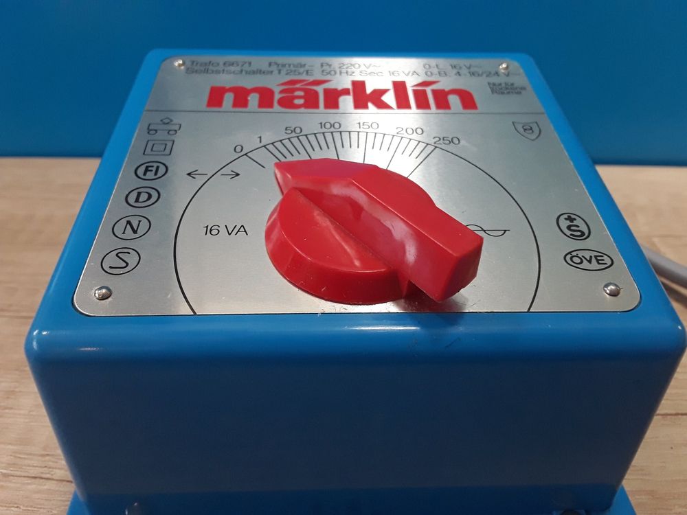 Transformateur Märklin 66471 230V 32VA Pour Trains Miniatures H0 Et 1 - Neuf