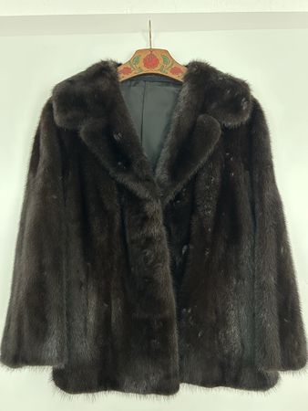 Echte Nerzjacke von Pelz Unger, Brugg - Grösse M/L!