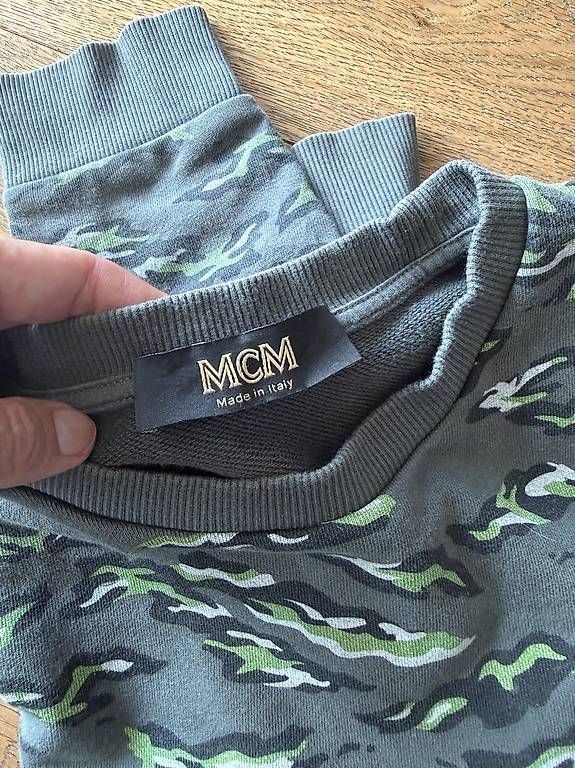 Pullover & Sweatshirts: MCM Pullover GR S, 100% Original  – Gebraucht aus Schindellegi von Poshanna 1