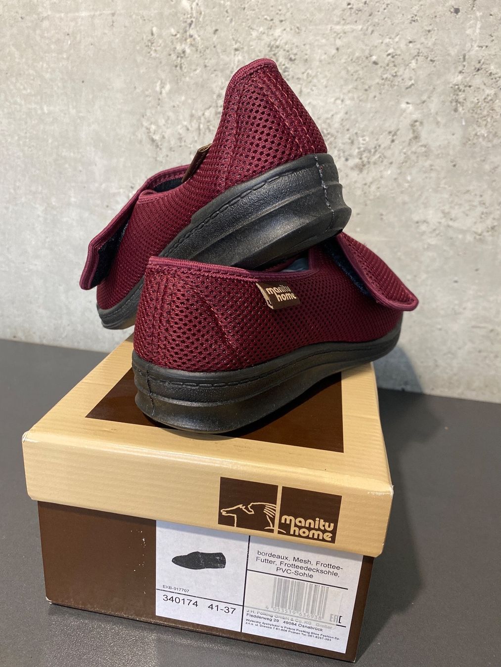 Scarpe da donna: Hausschuhe Gr. 37 – Nuovo e nell'imballaggio originale da Rupperswil venduto da M60
