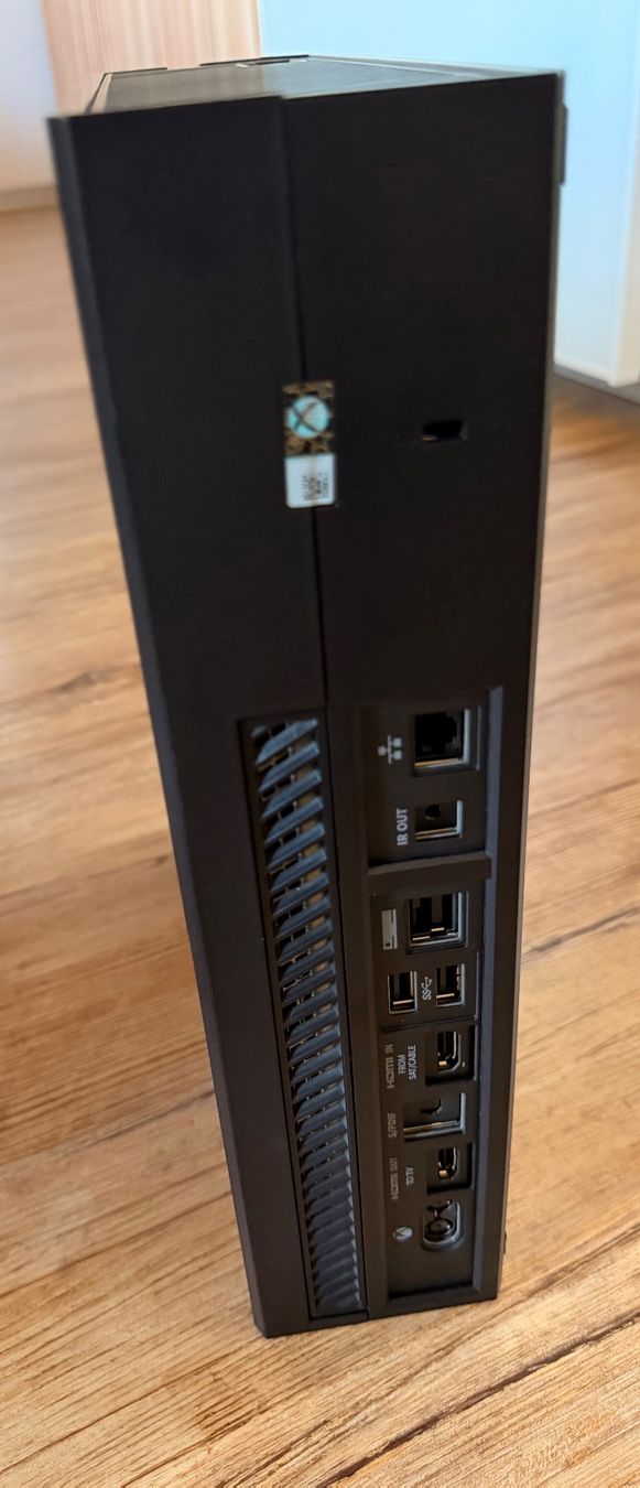 Microsoft Konsolen: Xbox one - mit 2 Controller und 6 (9) Games – Gebraucht aus Wernetshausen von BASI91 3