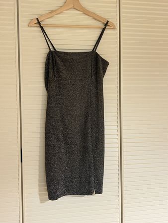 Robe grise pailletée taille M H&M