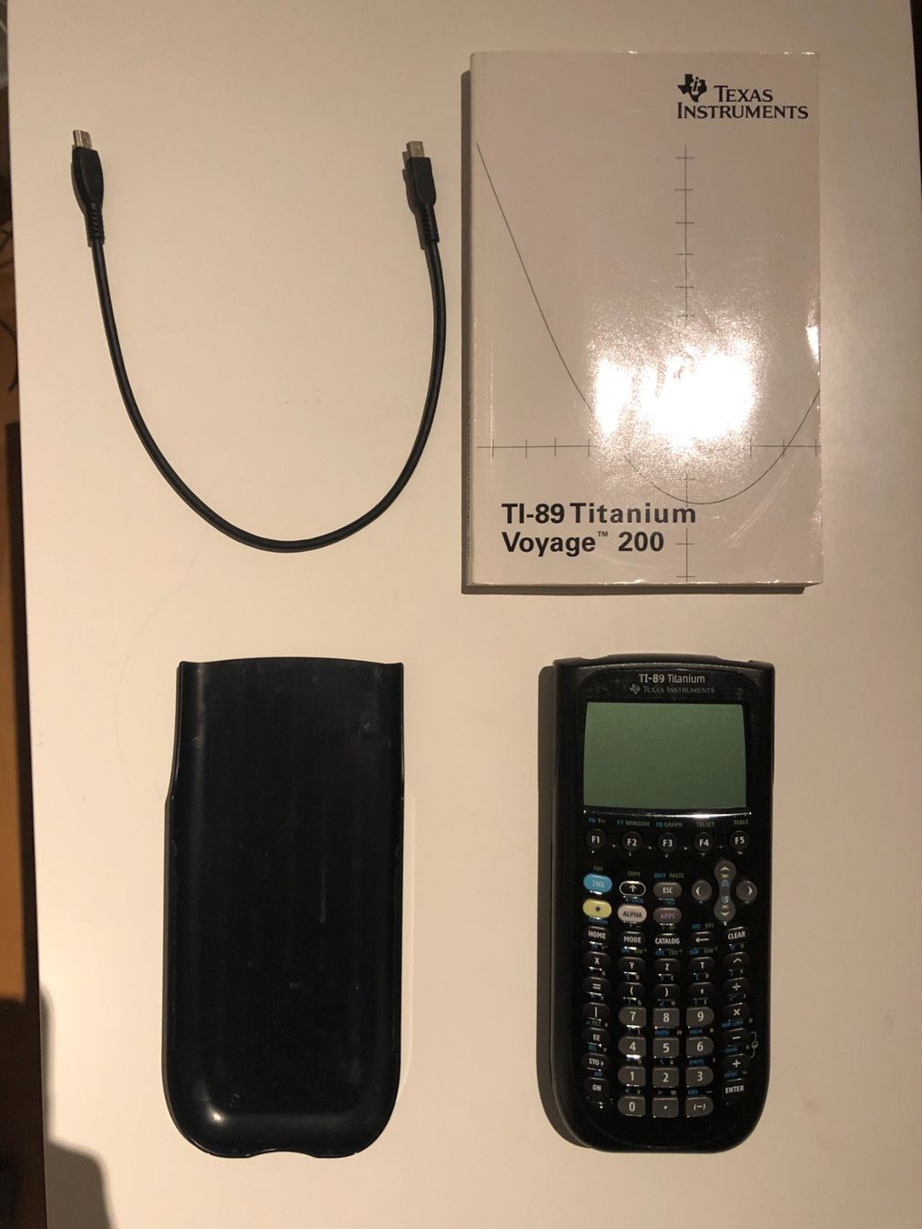 Texas Instruments Calcolatrici tascabili: Taschenrechner / Calculator TI 89 – Usato da Zürich venduto da JulesZHW
