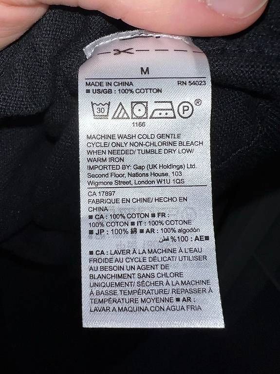 Pulls & Sweat-shirts: Gap V-Kragen Pullover Schwarz Herren M – D'occasion à Lufingen par luc_g6rv 3