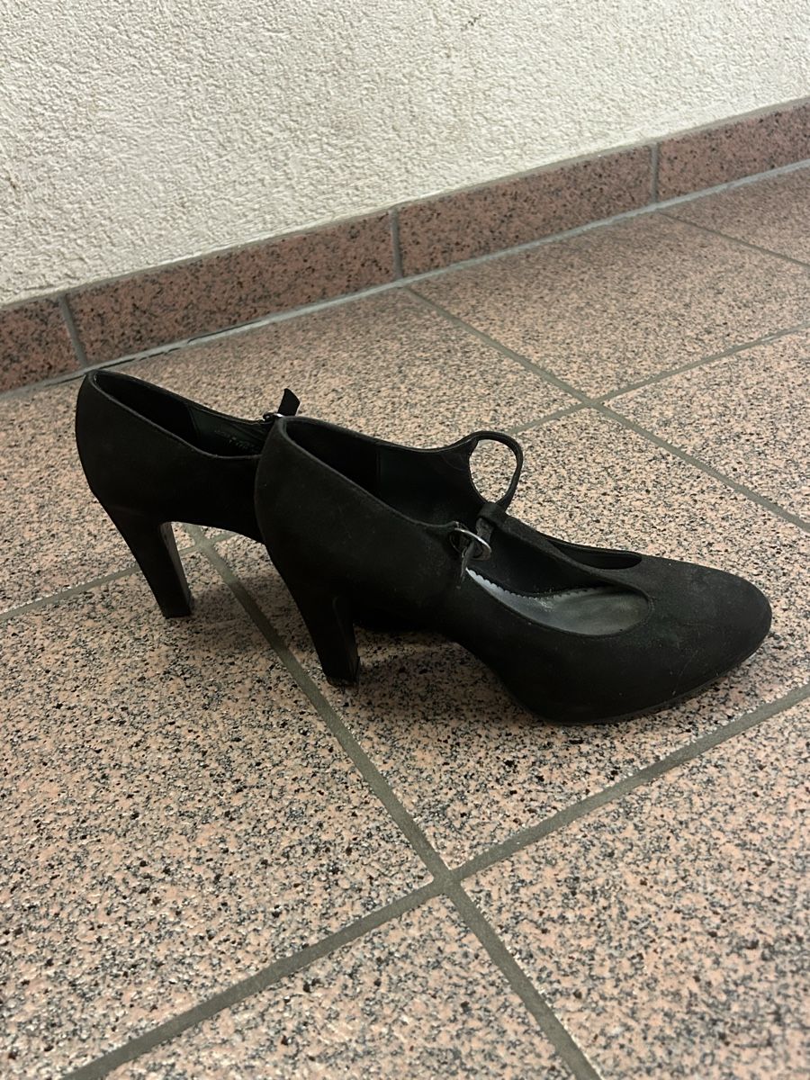 Graceland Damenschuhe: Escarpin noir  – Gebraucht aus Grand-Lancy von eli_x5k9 1