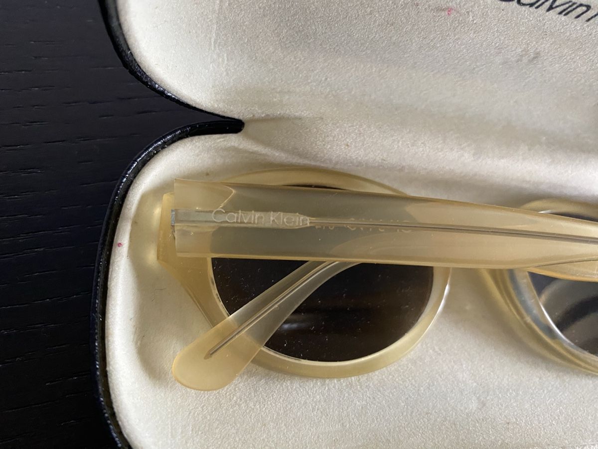 Calvin Klein Occhiali & Lenti: CALVIN KLEIN Sonnenbrille – Usato da St.Gallen venduto da Design04 2