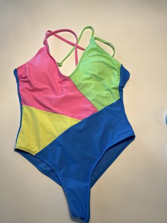 Bunter Sommer Badeanzug, Grösse M, neuwertig für den See!