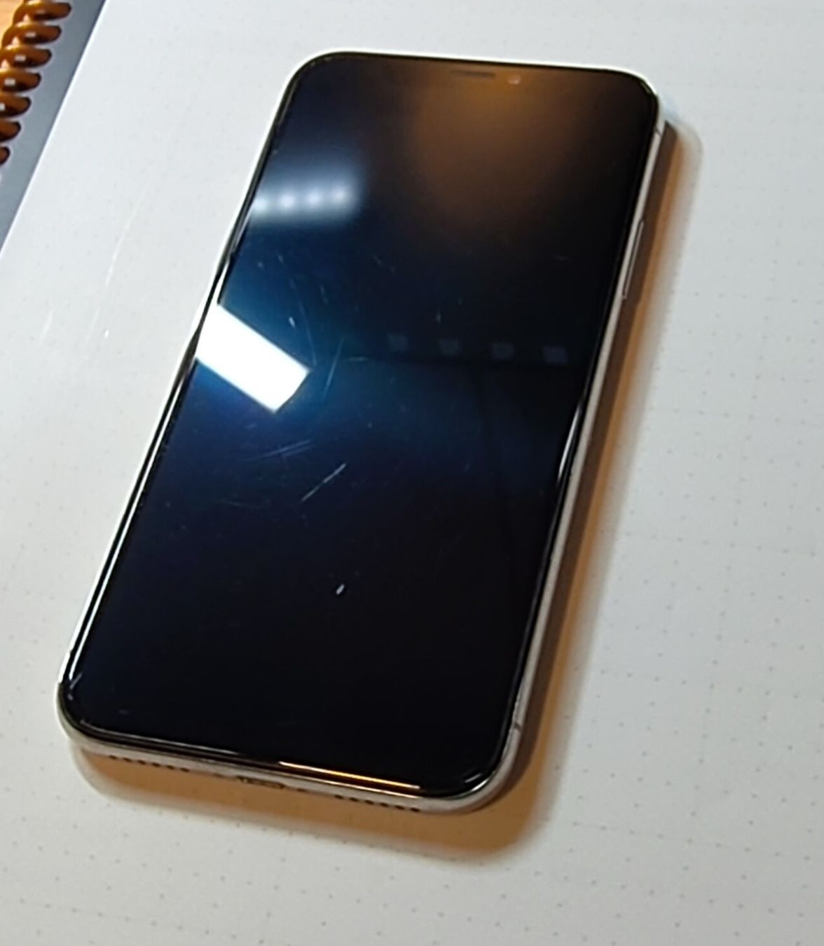 Apple Telefoni cellulari / Smartphones: iPhone X  / Silber / 256GB / neue Batterie – Usato da Welschenrohr venduto da Mona_Ricardo 9