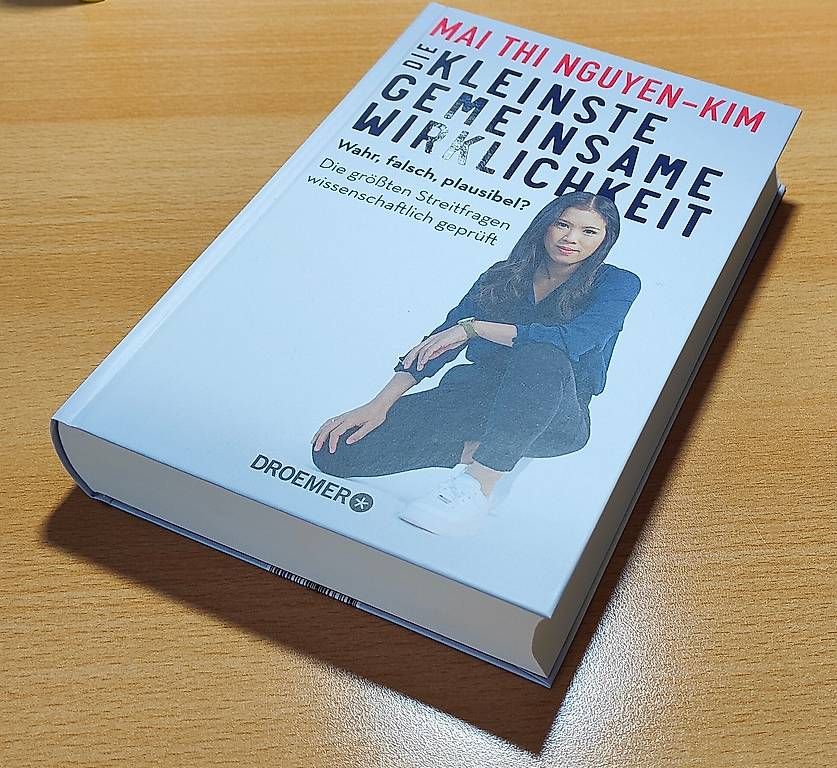 Livres: Kleinste gemeinsame Wirklichkeit – D'occasion à Bolken par SwissWetter.shop 2