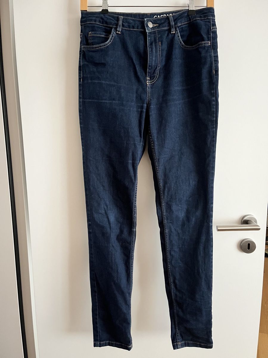 Promod Jeans: Dunkelblaue Stretch-Jeans | Bequem & Zeitlos – Usato da Zürich venduto da Lelillemore
