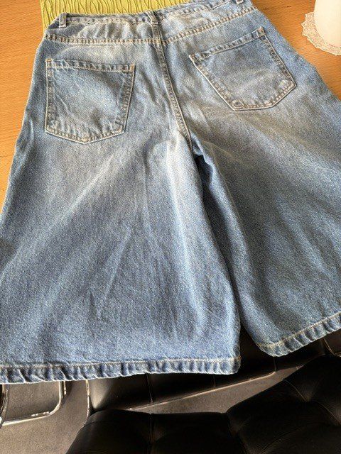 Jeans: Jeanshosenrock Grösse 36 – Gebraucht aus Büren an der Aare von gondola17