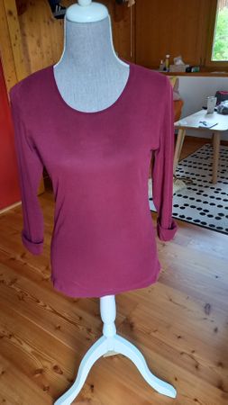Damen Langarmshirt s.Oliver Grösse 40 Bordeaux Zustand gut