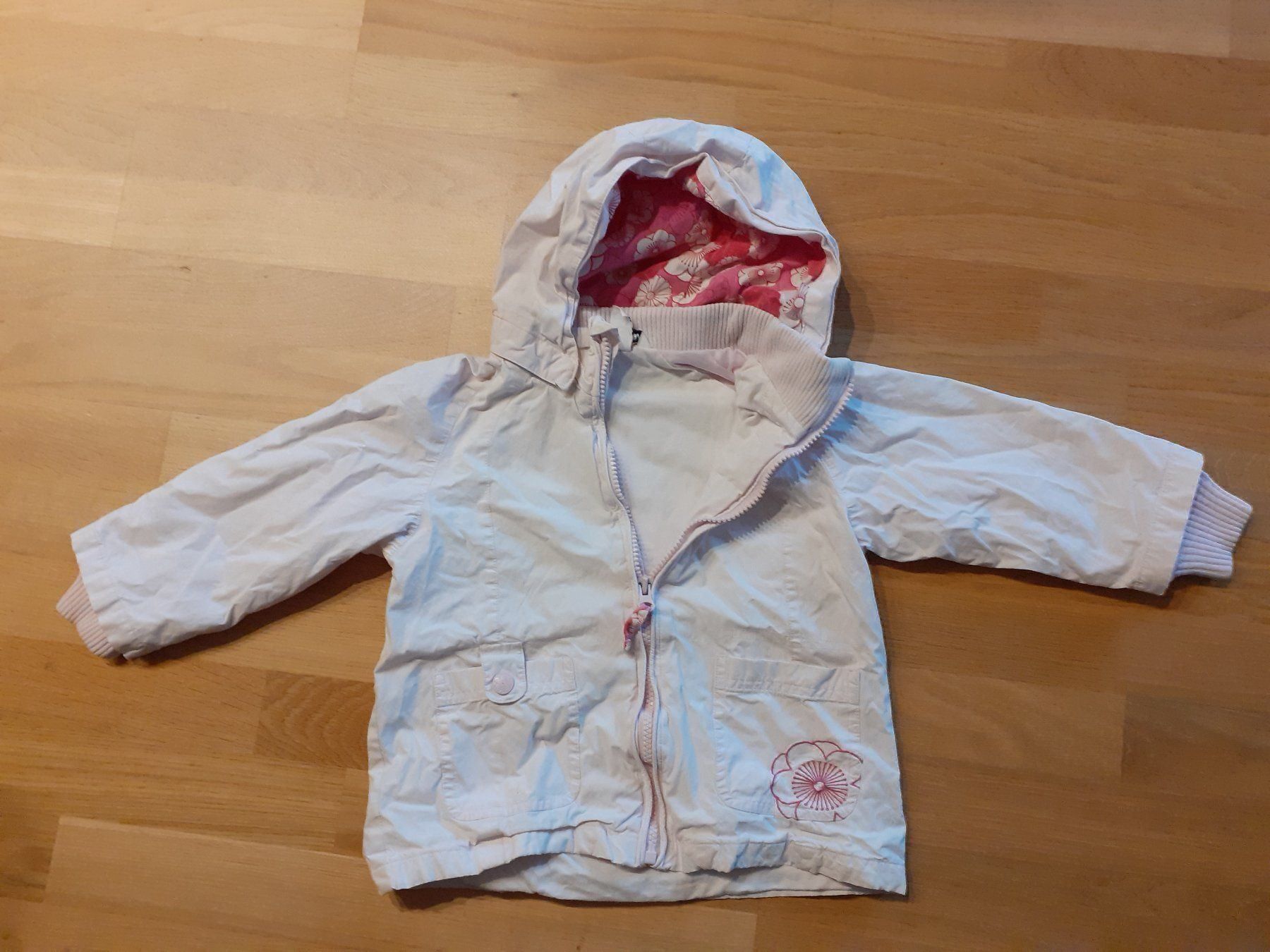 Giacche & Cappotti: Dünnere Jacke, Windjacke Gr. 86 – Usato da Wabern venduto da jeroalila