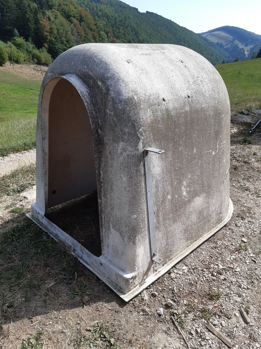Abris: Kälberiglu – D'occasion à Seehof par Bozena13