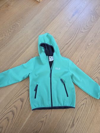 Jack Wolfskin Softshell Jacke grün Grösse 116 gebraucht