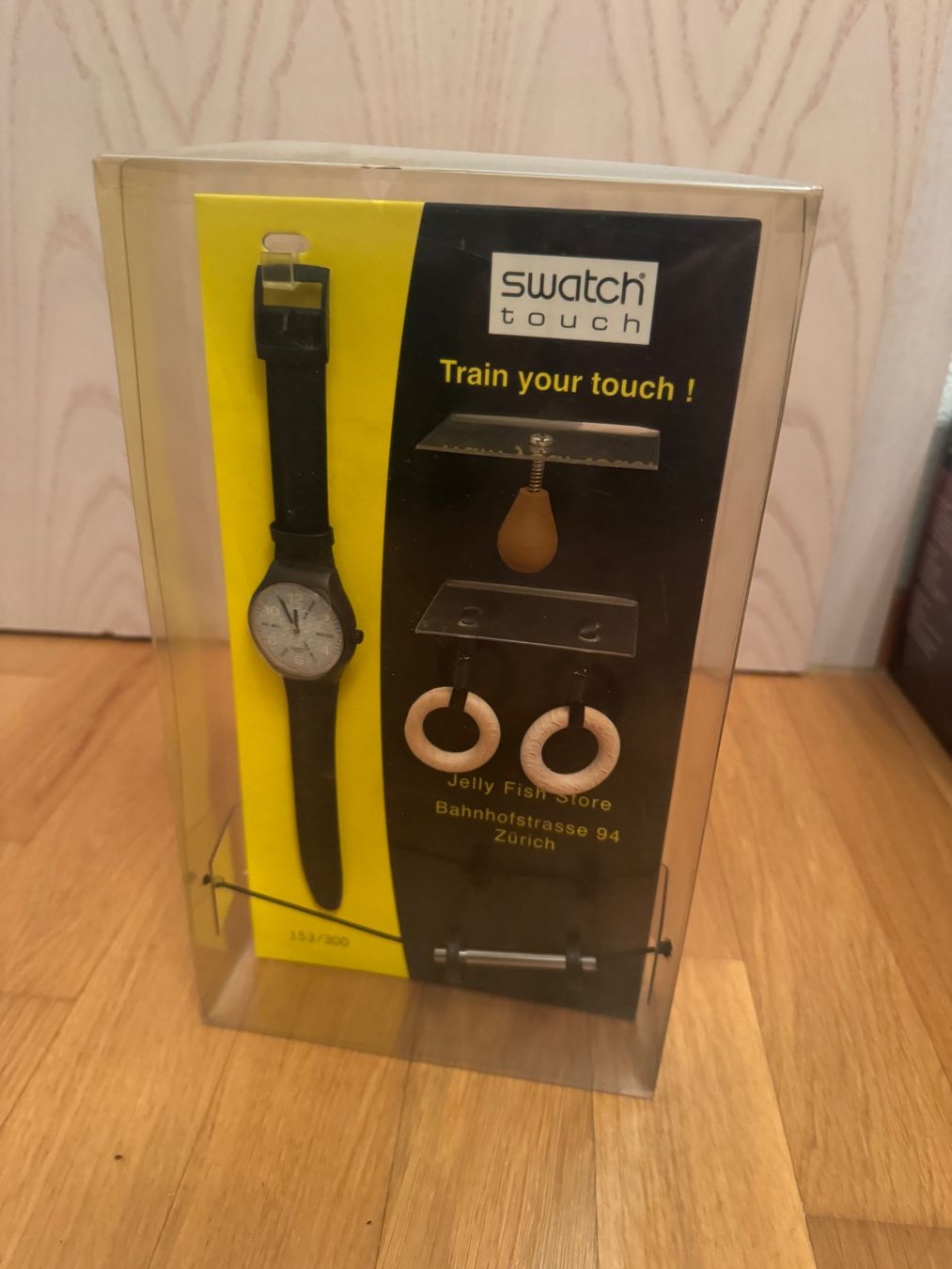 Swatch Uhren: Swatch Train your touch – Neu und originalverpackt aus Stallikon von Sfc 1