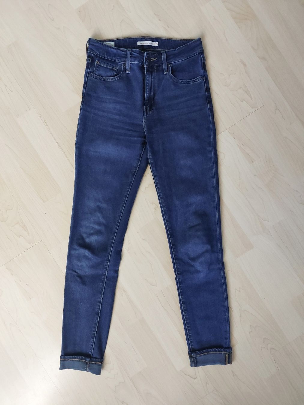 Levi's Jeans: Levi's skinny 26 – Usato da Corserey venduto da Matahari91 1