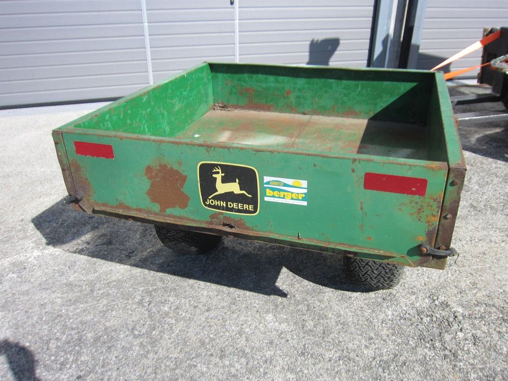 John Deere Anhänger zu Rasentraktor oder Gator Kaufen auf Ricardo