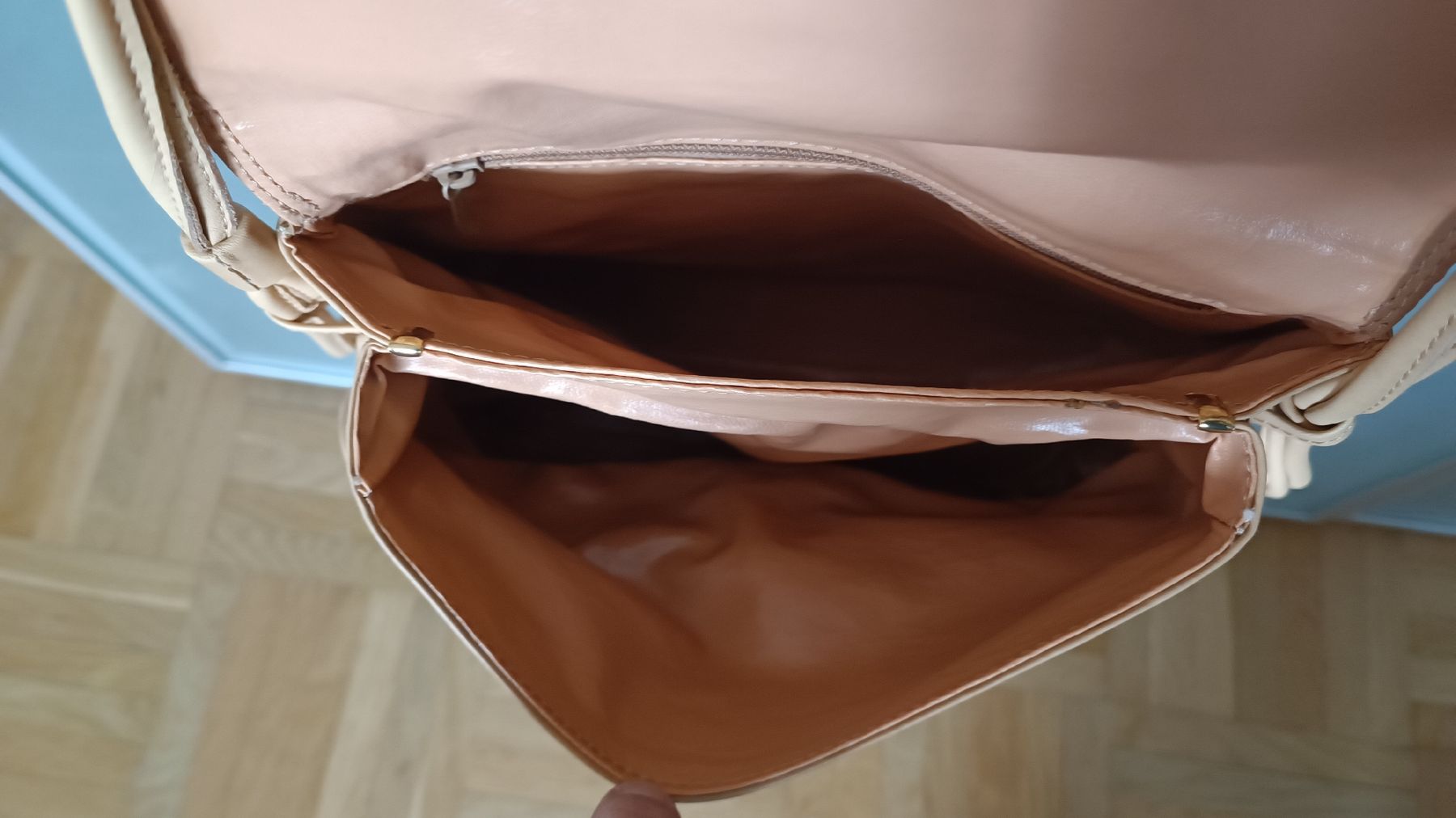 Borse da donna: 3. Edle Umhängetasche in Cognac – Usato da Baden venduto da zuppel 1