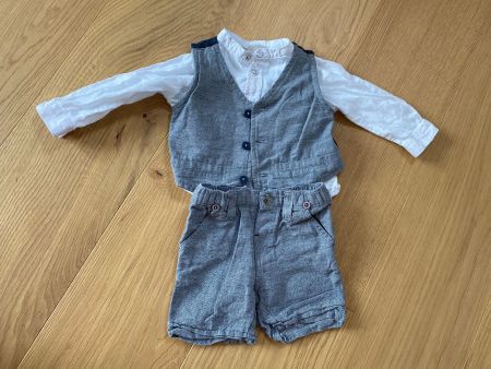 My First Chicco elegantes Outfit Grösse 68 Baby Boy