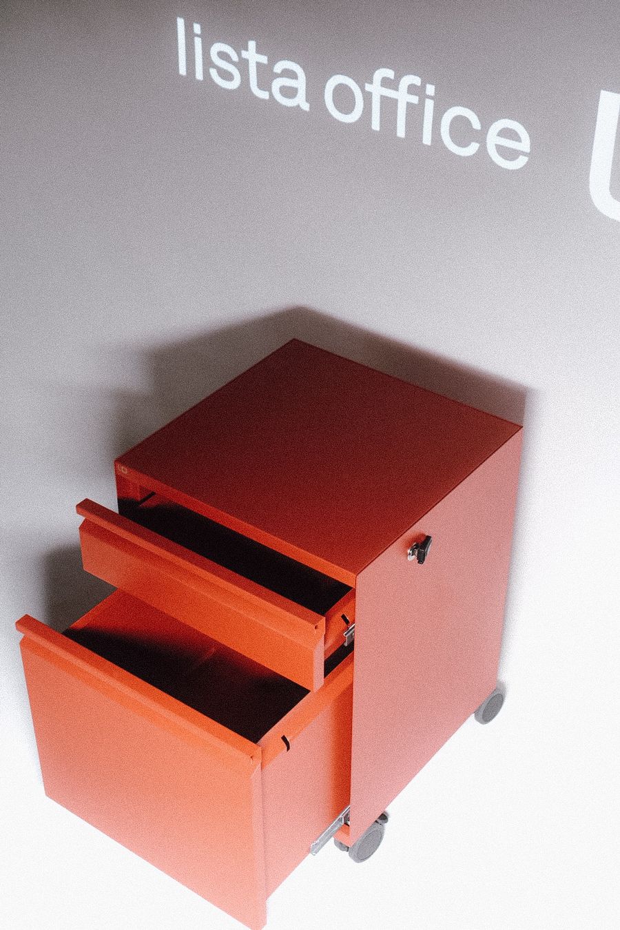 Lista Banconi: Lista Office Rollcontainer, orange, Zustand gut, Caddy – Nuovo (secondo la descrizione) da Ehrendingen venduto da Simon_Cu_ 2
