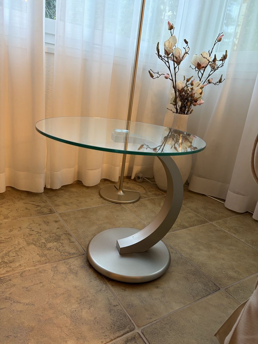 Tables: Glas Beistelltisch rund – D'occasion à Rüschlikon par chr_2dl6 1