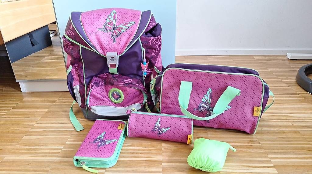Borse & Zaini: Ergoflex Superlight: DerDieDas Schulrucksack Set "Papillon" – Usato da Zürich venduto da Sandrasian 2