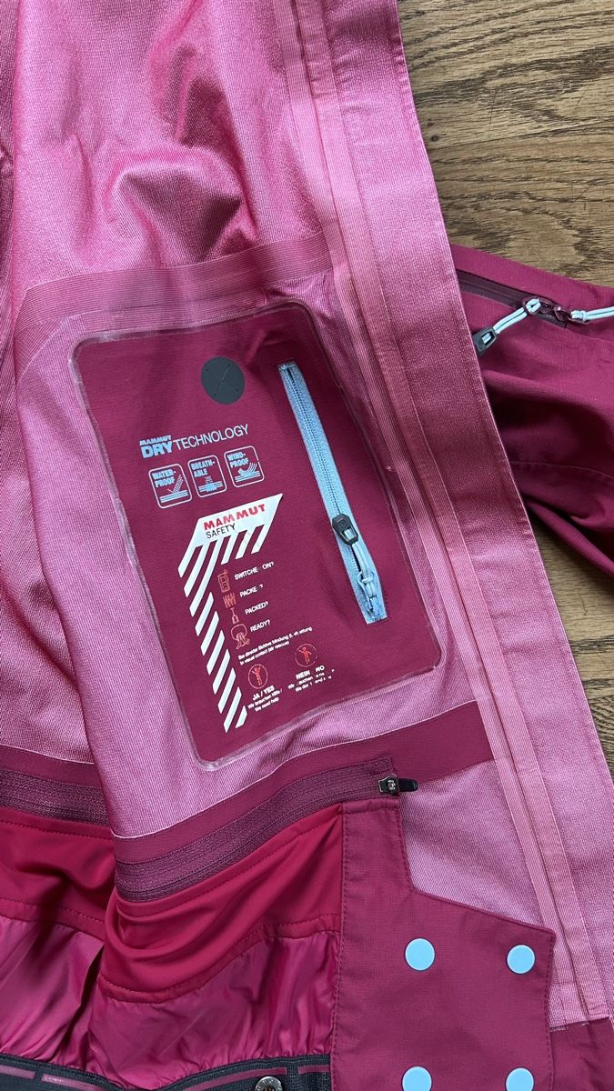 Mammut Vestes: Mammut Hardshell-Funktionsjacke – D'occasion à Winterthur par Tanja151274 2