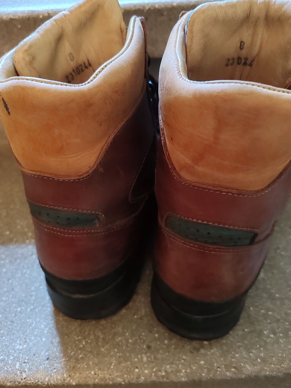 Damenschuhe: Wanderschuhe / Älplerschuhe – Gebraucht aus Bern von estephono 3